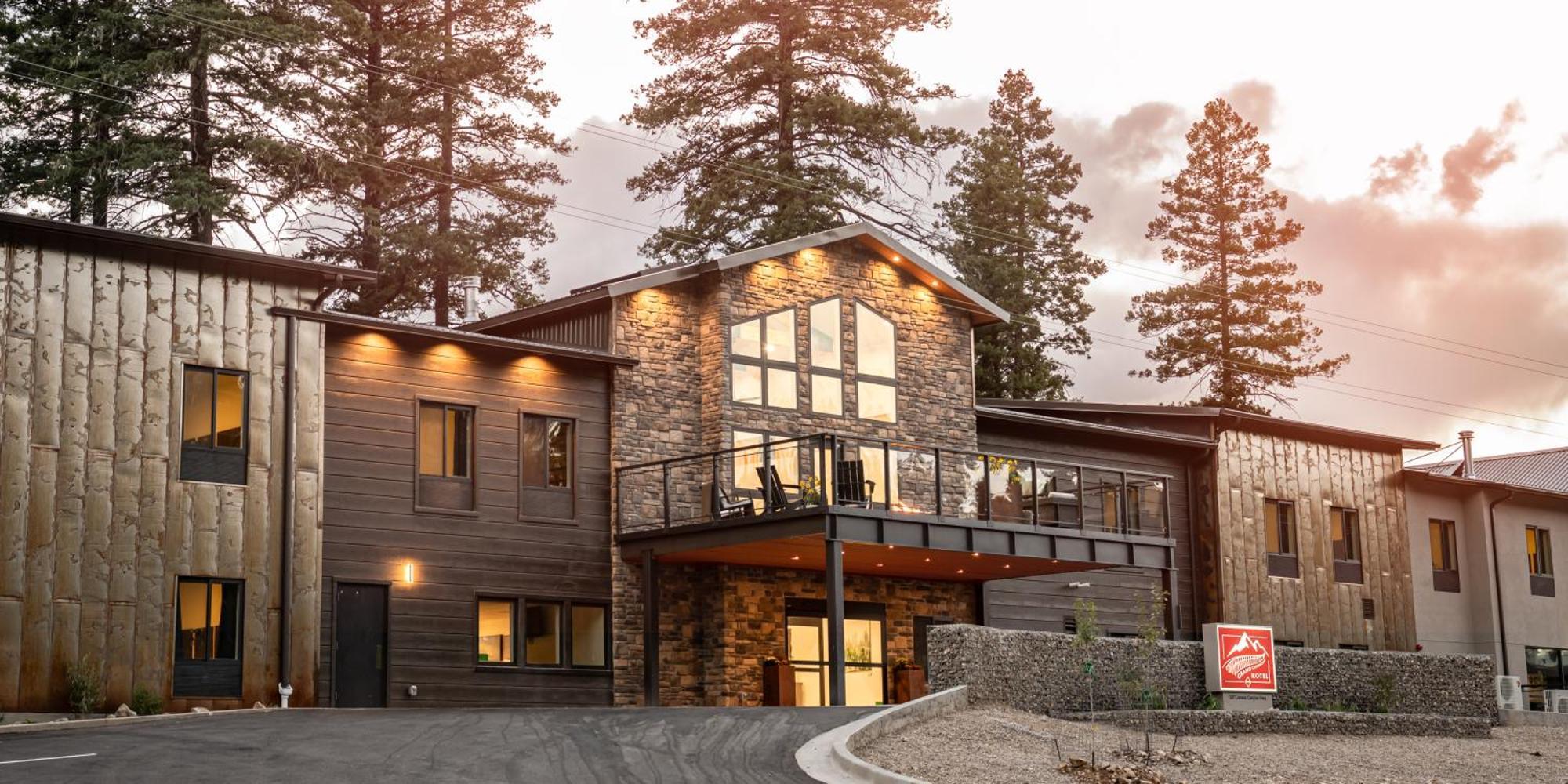 Grand * Cloudcroft